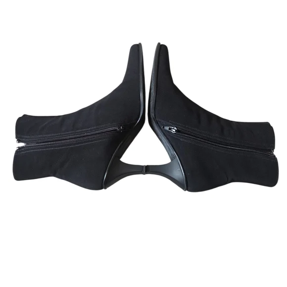 Stuart Weitzman Gore-Tex Black Heeled Boots 7.5 - Picture 8 of 16